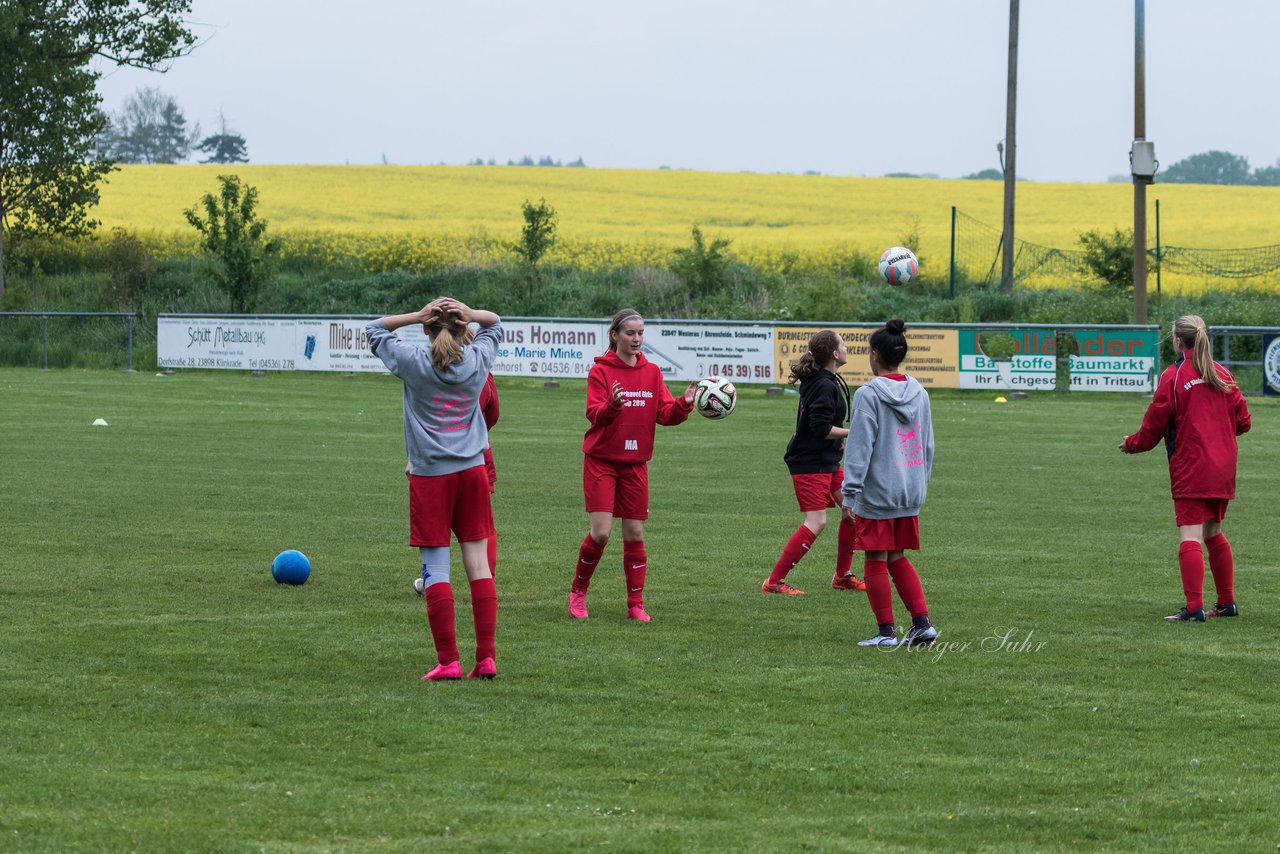 Bild 78 - wCJ SV Steinhorst/Labenz - VfL Oldesloe : Ergebnis: 18:0